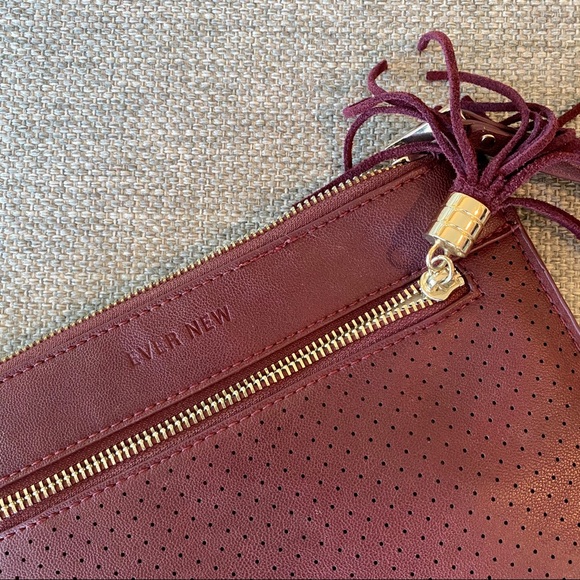 Evernew wristlet. - Picture 5 of 5